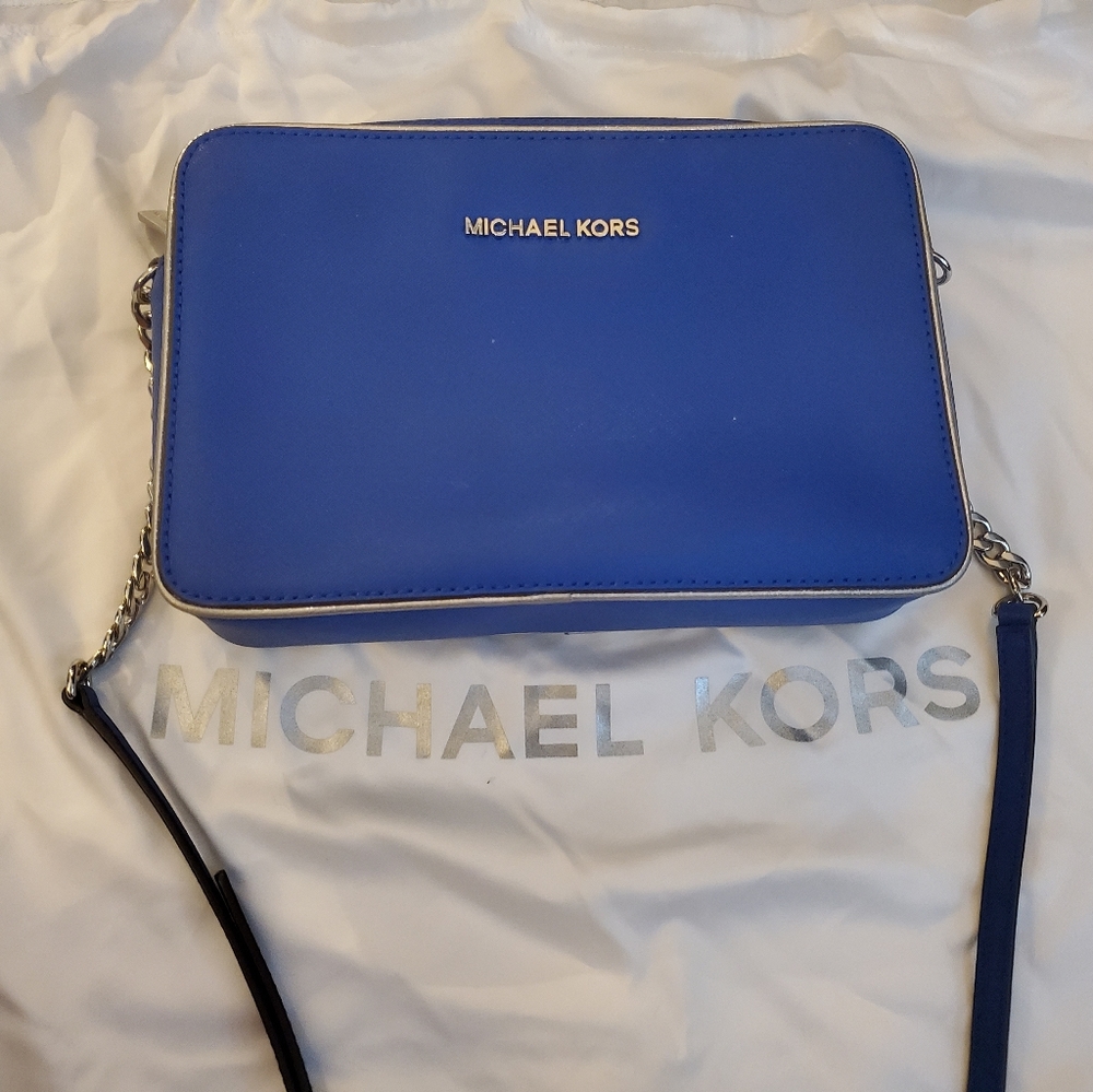 Blue Michael Kors Crossbody